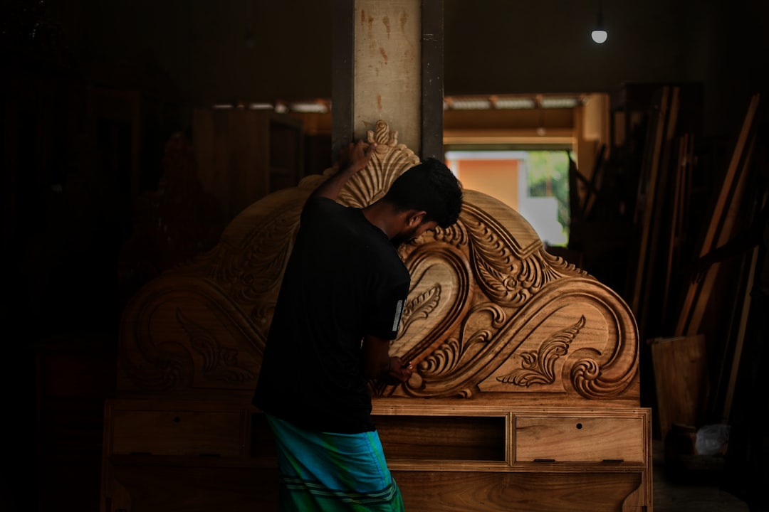 Kozara Woodcarving School Mokra Gora artisan carving wood