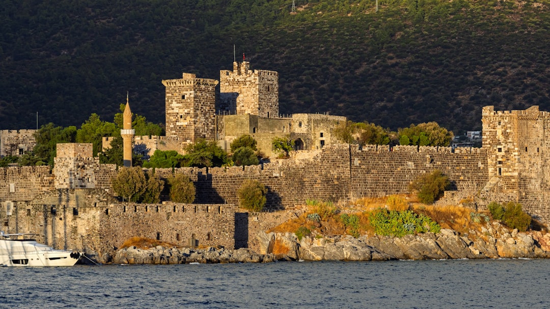 Bodrum nightlife clubs waterfront evening