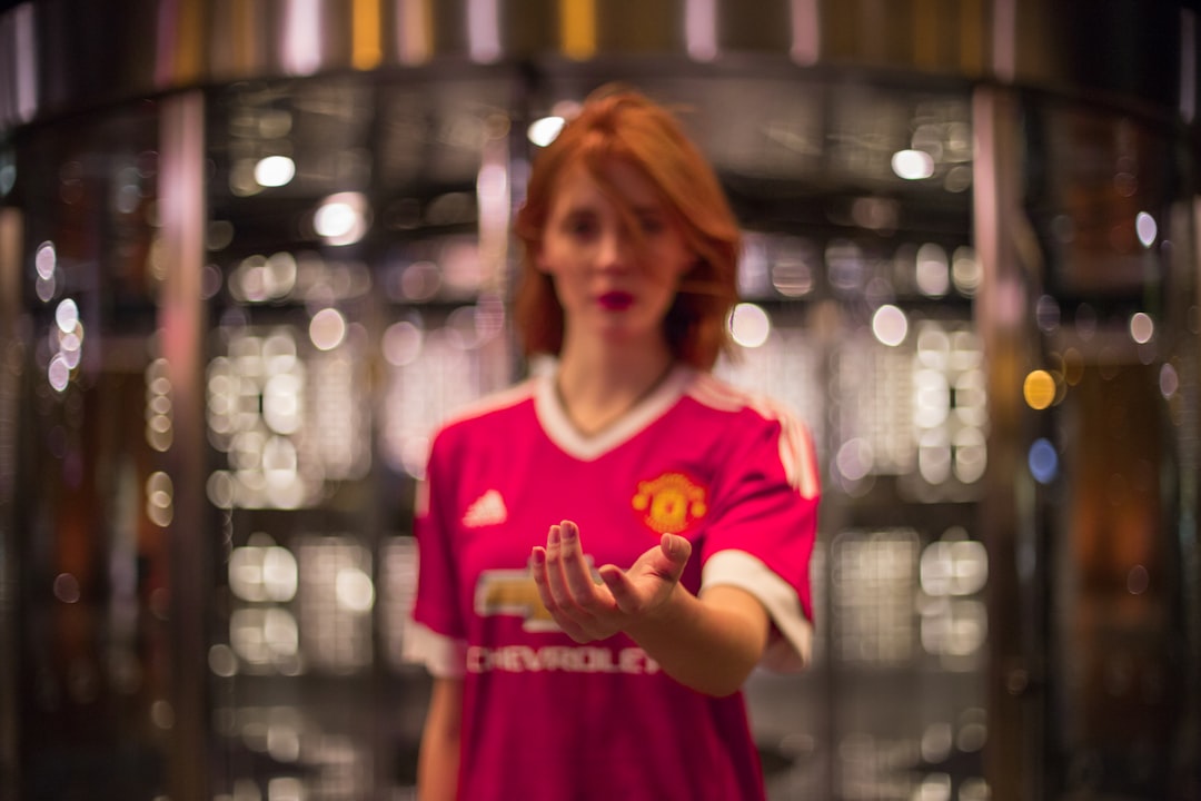 David Beckham Manchester United red jersey celebration