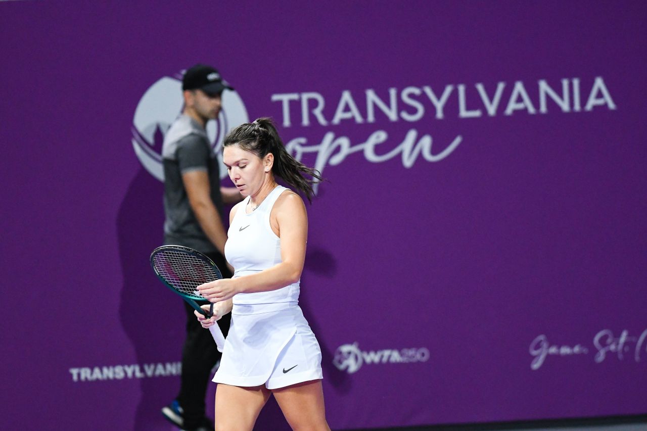 Cluj Transformed: Streets Turn to Tribute for Halep's Final Dance