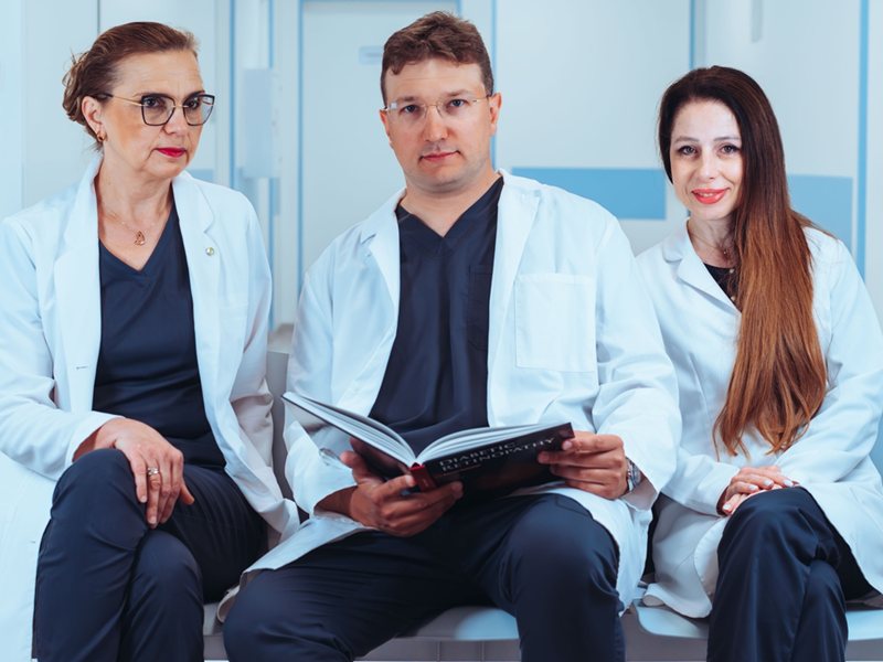 Dr. Dimitar Grupchev Celebrates 35th Birthday by Helping 35 Patients Regain Their Sight
