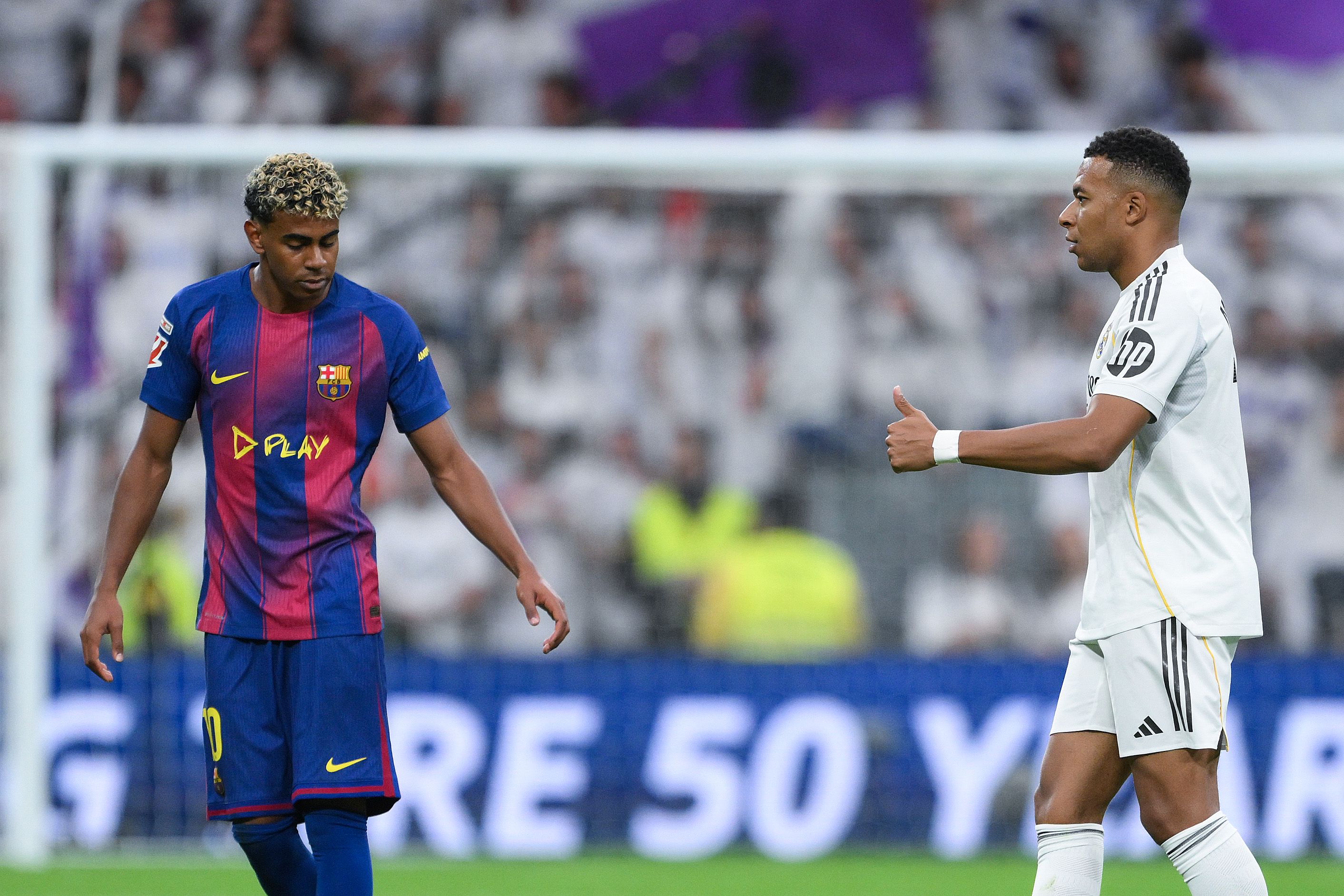 El Clásico Looms as Barcelona Eyes Second Consecutive Title
