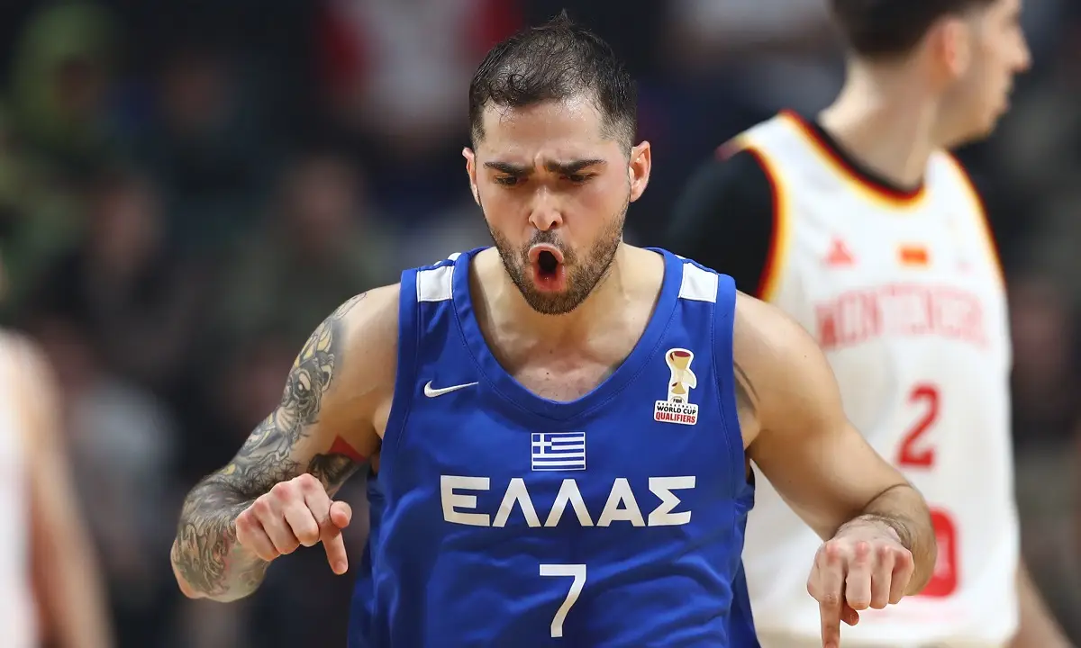 PAOK Eyes Toliotopoulos as Aris Holds the Edge