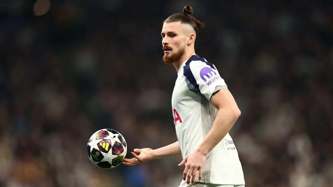 Radu Drăgușin's Future at Tottenham Remains Uncertain