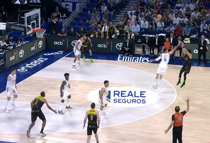 Tenerife Stuns Real Madrid in 40-Second Playoff Collapse!
