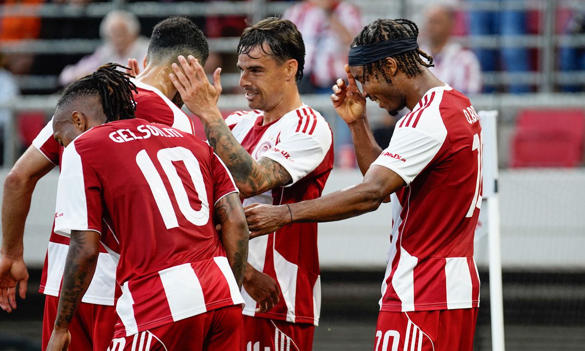 Olympiacos: First Serious Disagreement with Mendilibar