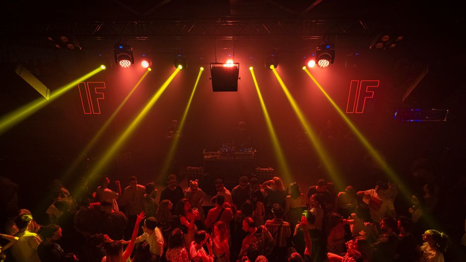 Otranto Club Otranto interior dance floor lights