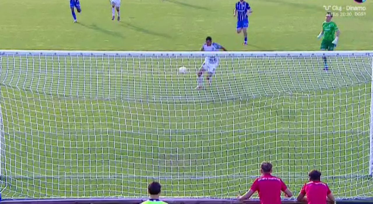 Ivan Pesic's Miss of the Season Highlights Chindia - Farul 3-3 Draw