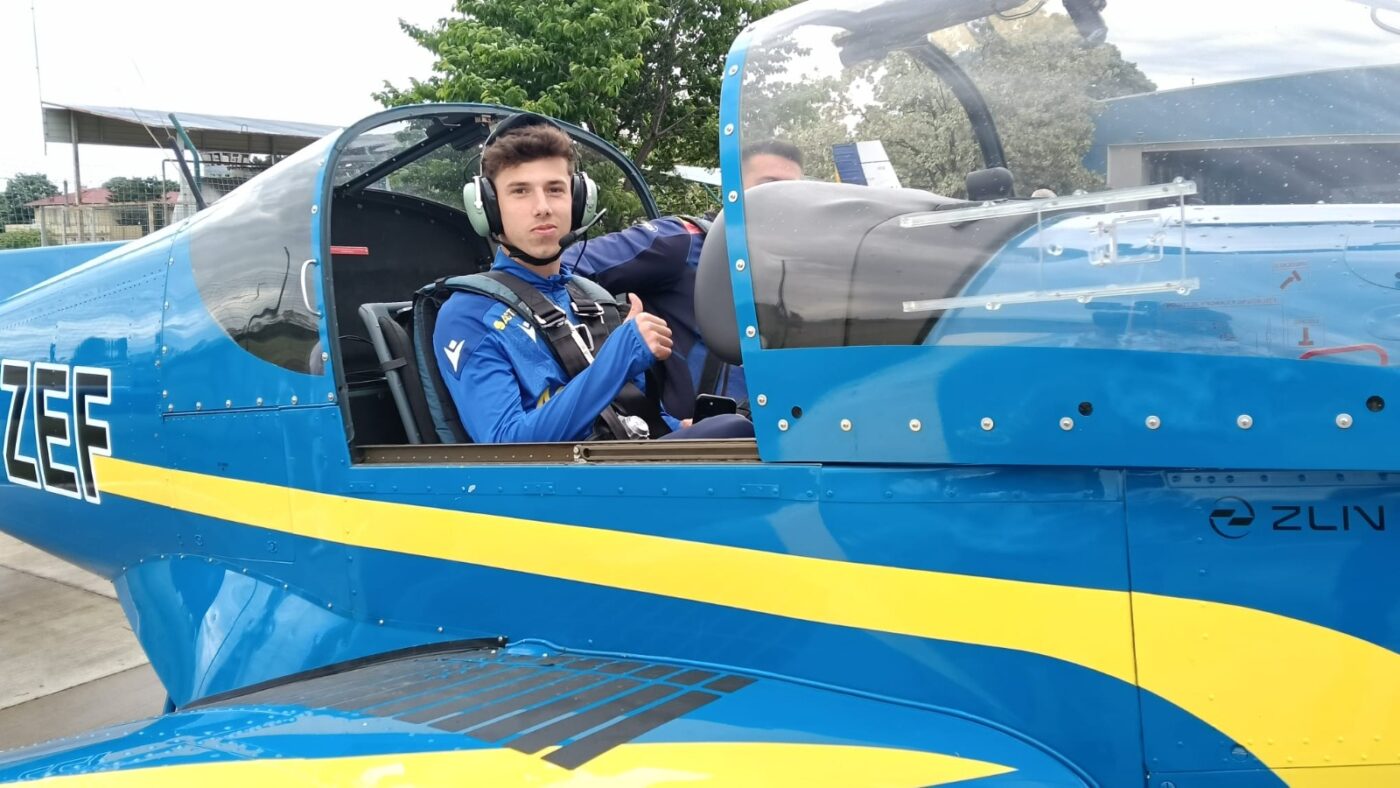 Romanian U16 Footballers Experience Unusual Flight Over Ploiești