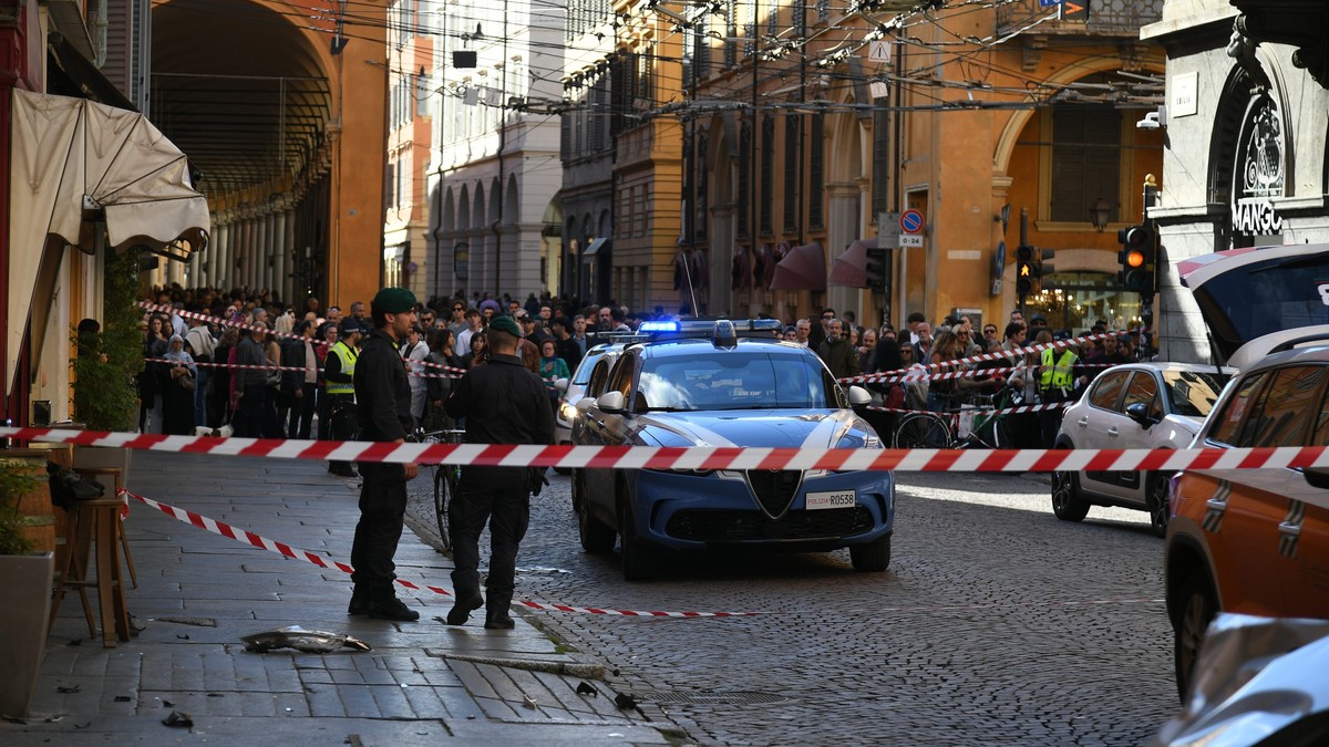 Vehicle Plows into Pedestrians in Modena, Two in Critical Condition