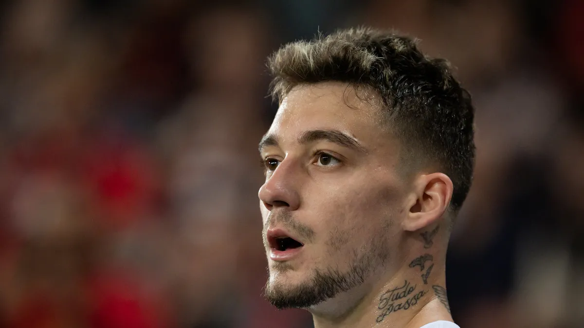 Trabzonspor Secures Ernest Muçi, Eyes Andre Onana Next