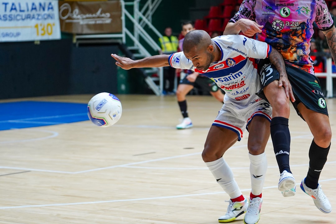 Denzel Dumfries dribbling past defender Inter Milan match