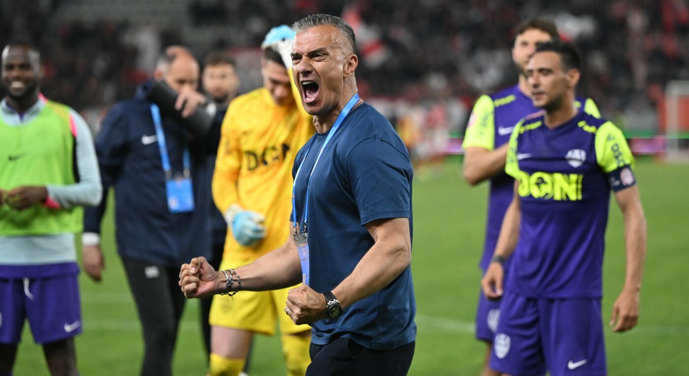Daniel Pancu's Controversial Gesture After CFR Cluj's Draw with Dinamo