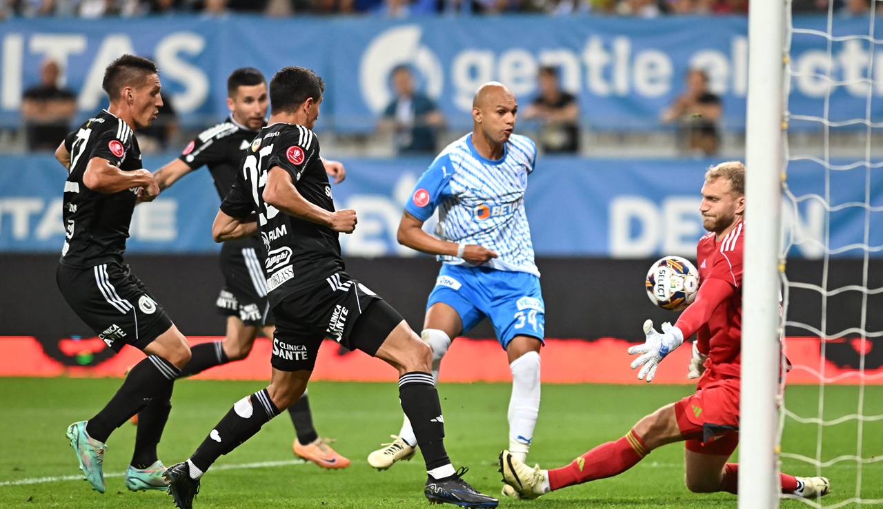 Cluj Accuses Craiova of Poaching Goalkeeper Before Key Matches