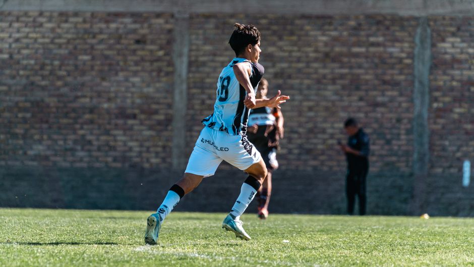 Arda Güler Galatasaray youth days action shot