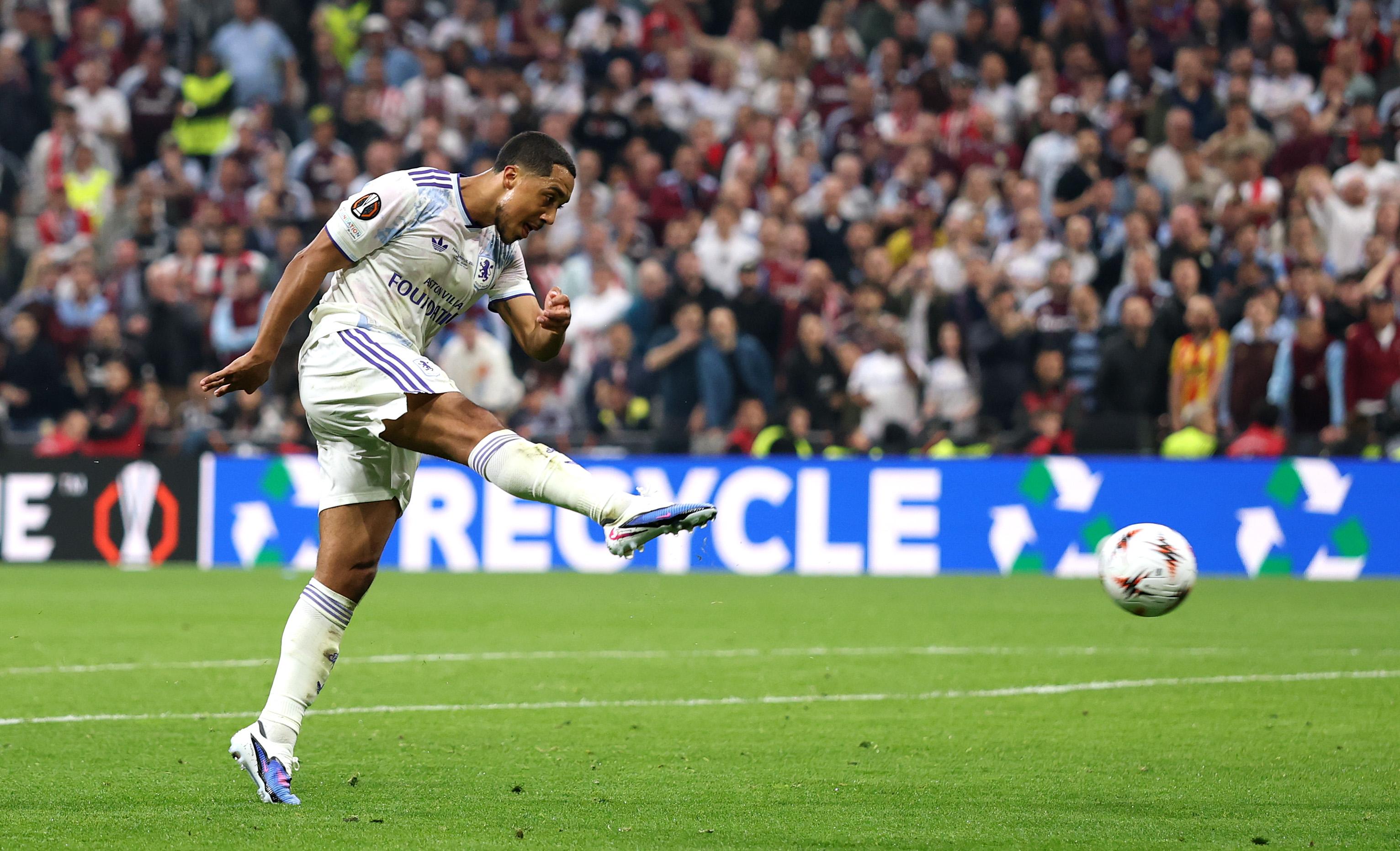 Freiburg 0:2 Aston Villa, Buendía's Stunning Strike Seals Victory