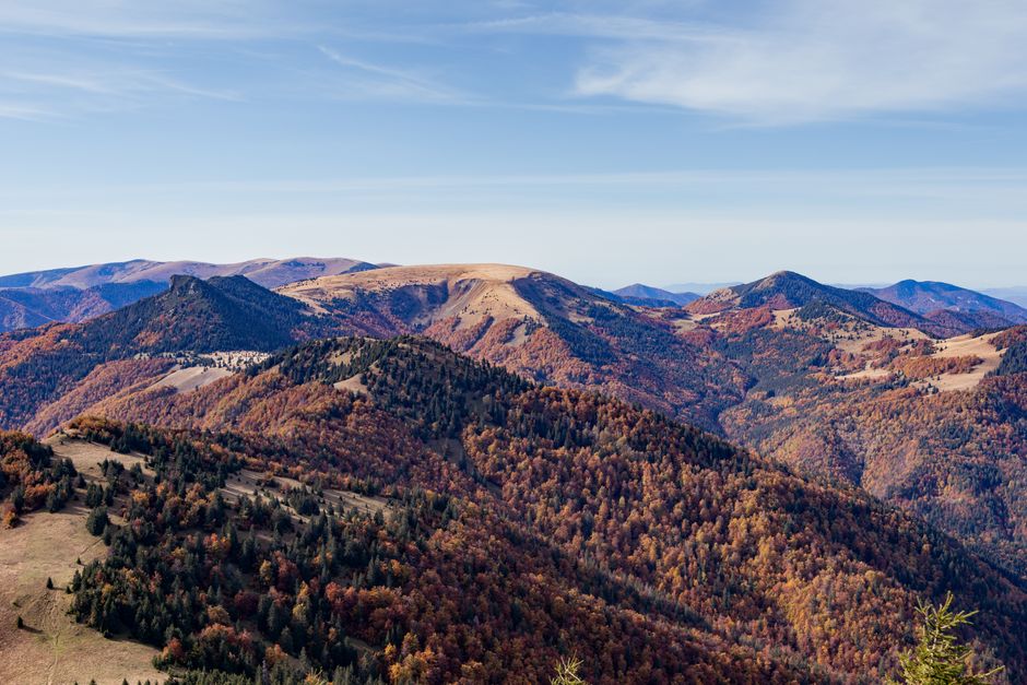 Vrancea seismic zone map Carpathian mountains