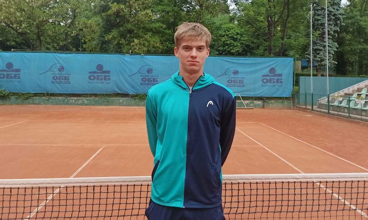Bulgarian Tennis Star Piotr Nestor Reaches Doubles Semifinals in Italy