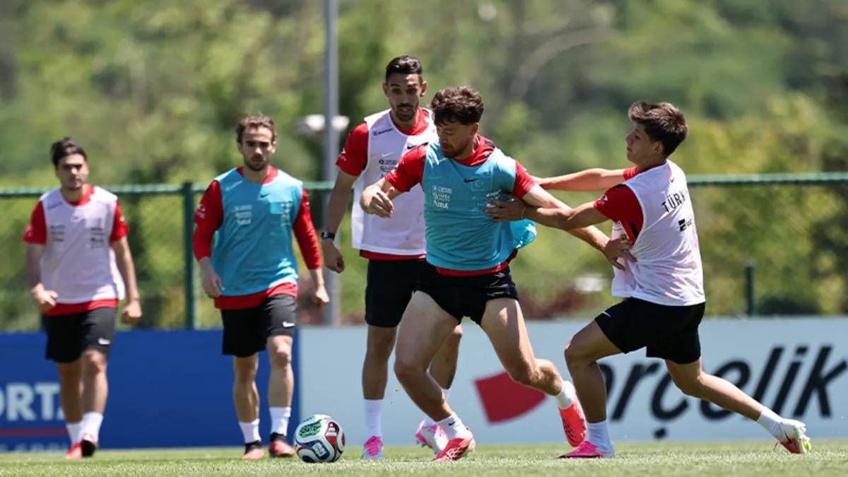 Montella's Men Sharpen Swords Ahead of North Macedonia Clash