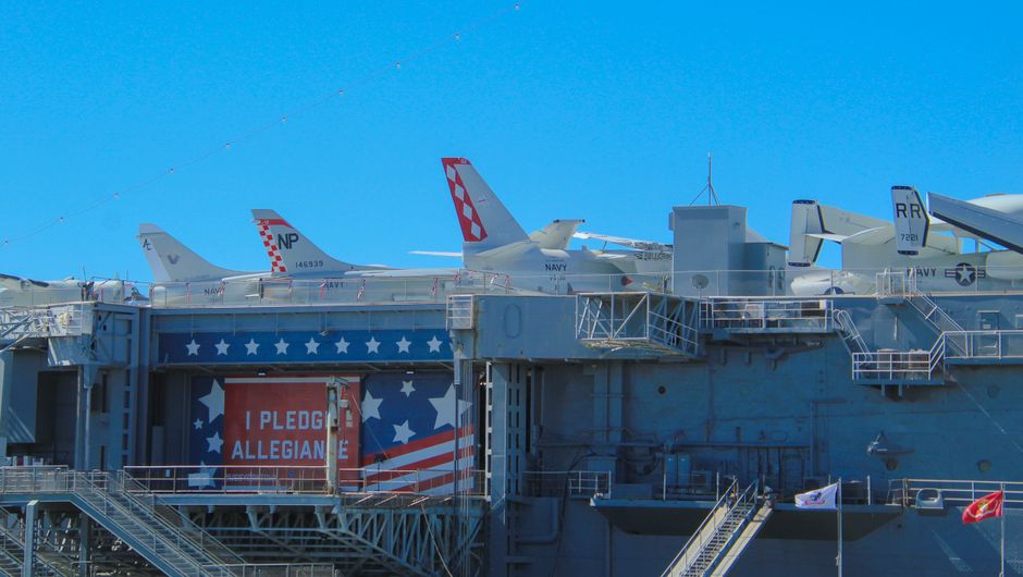 US Navy aircraft carrier Persian Gulf operations