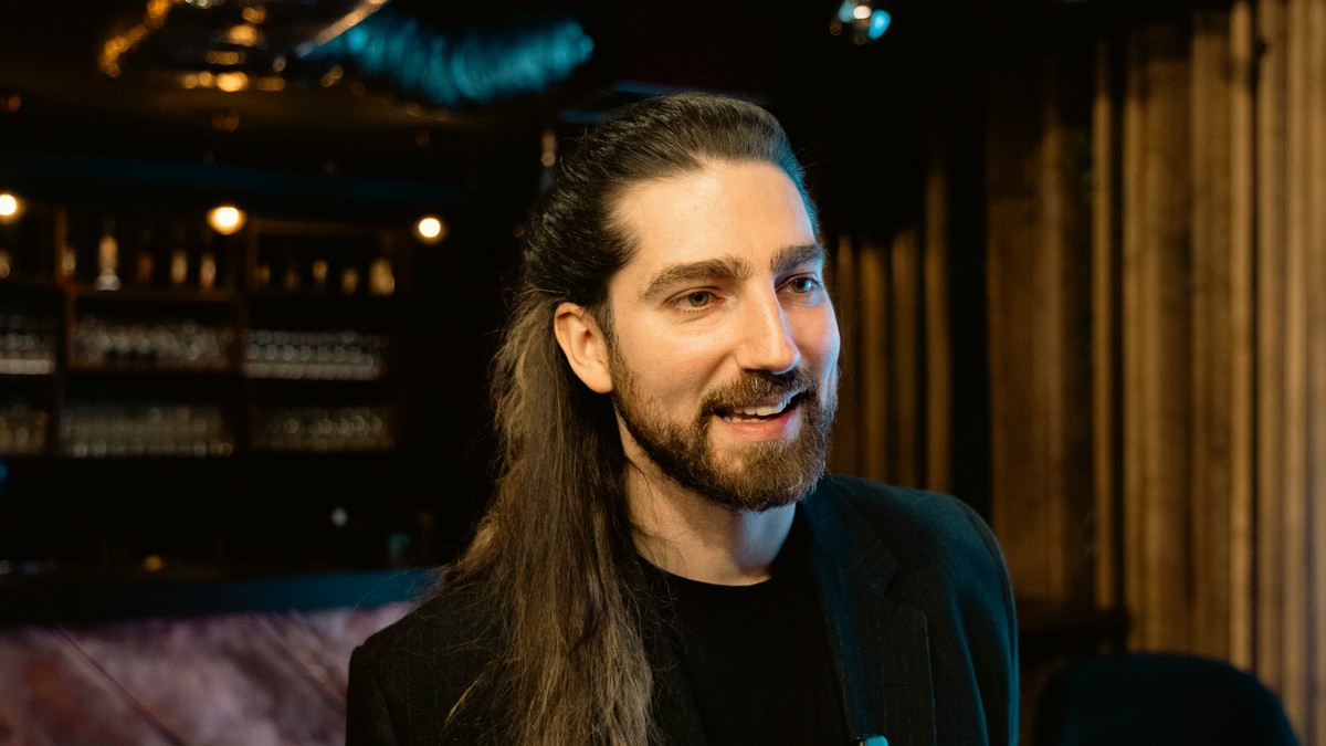 Prince Sends Congratulations to Eurovision Winner Dara