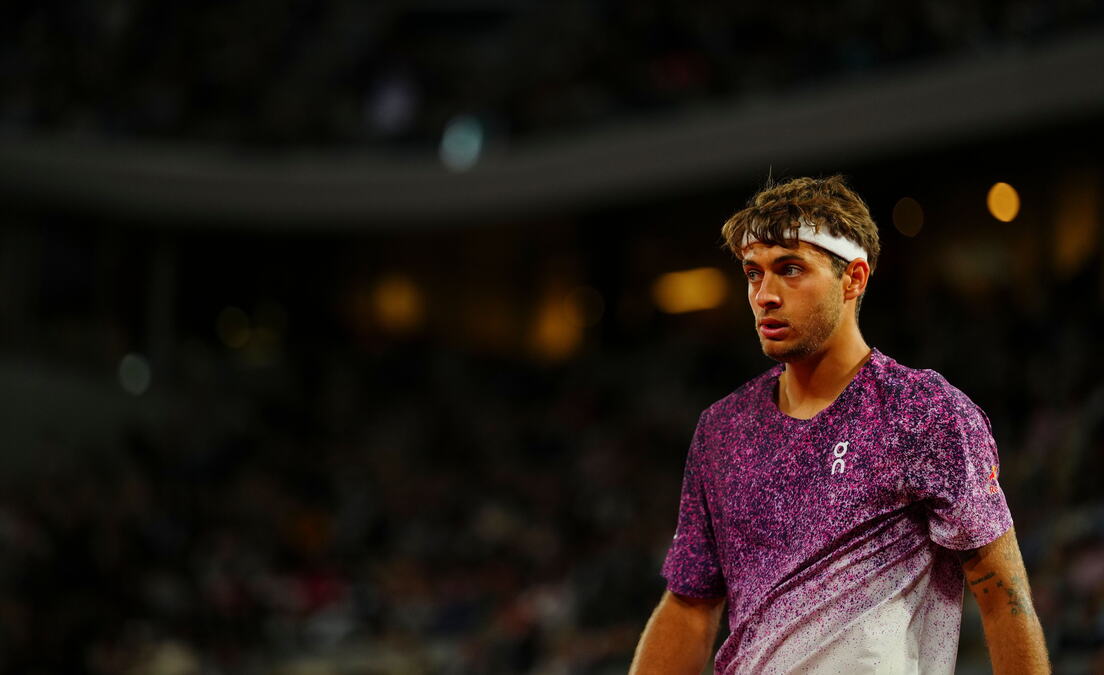 Koboli Upsets World No. 6 at Roland Garos, Sets Up All-Italian Semifinal