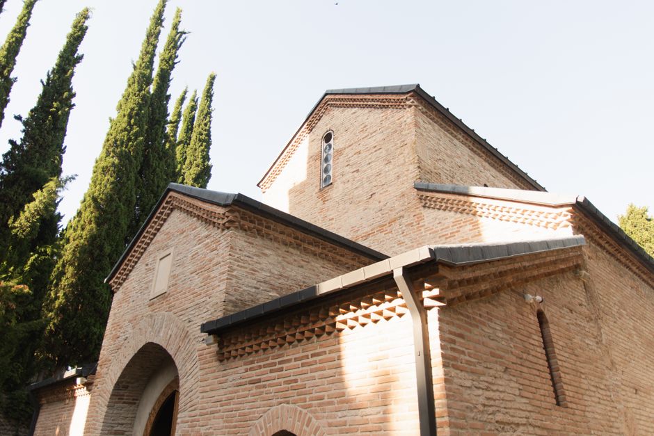 Chasing Ghosts in Tirana: The Holy Sepulchre and the City's Religious Reckoning