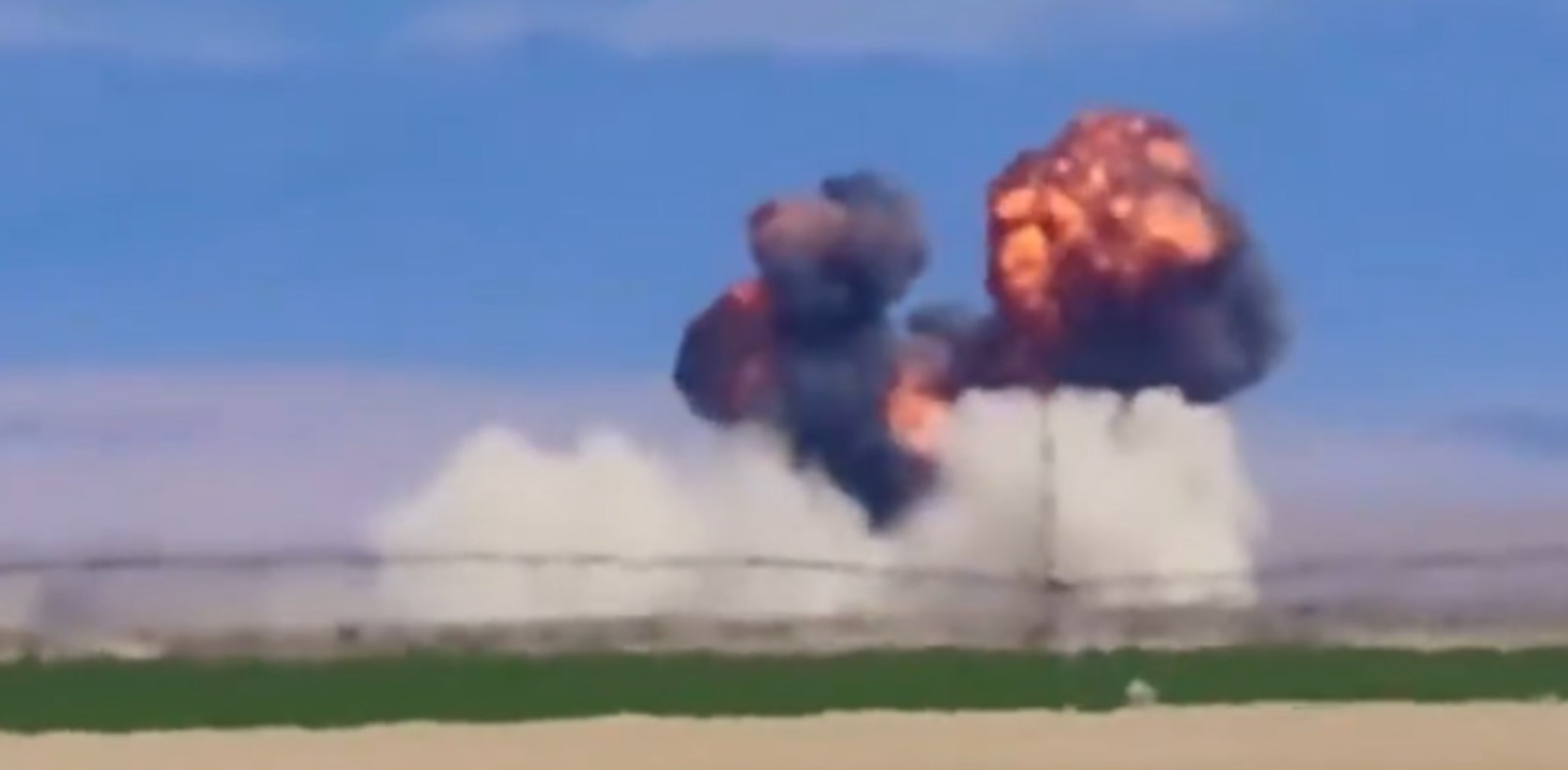 Two US Navy Fighter Jets Collide at Airshow in Idaho