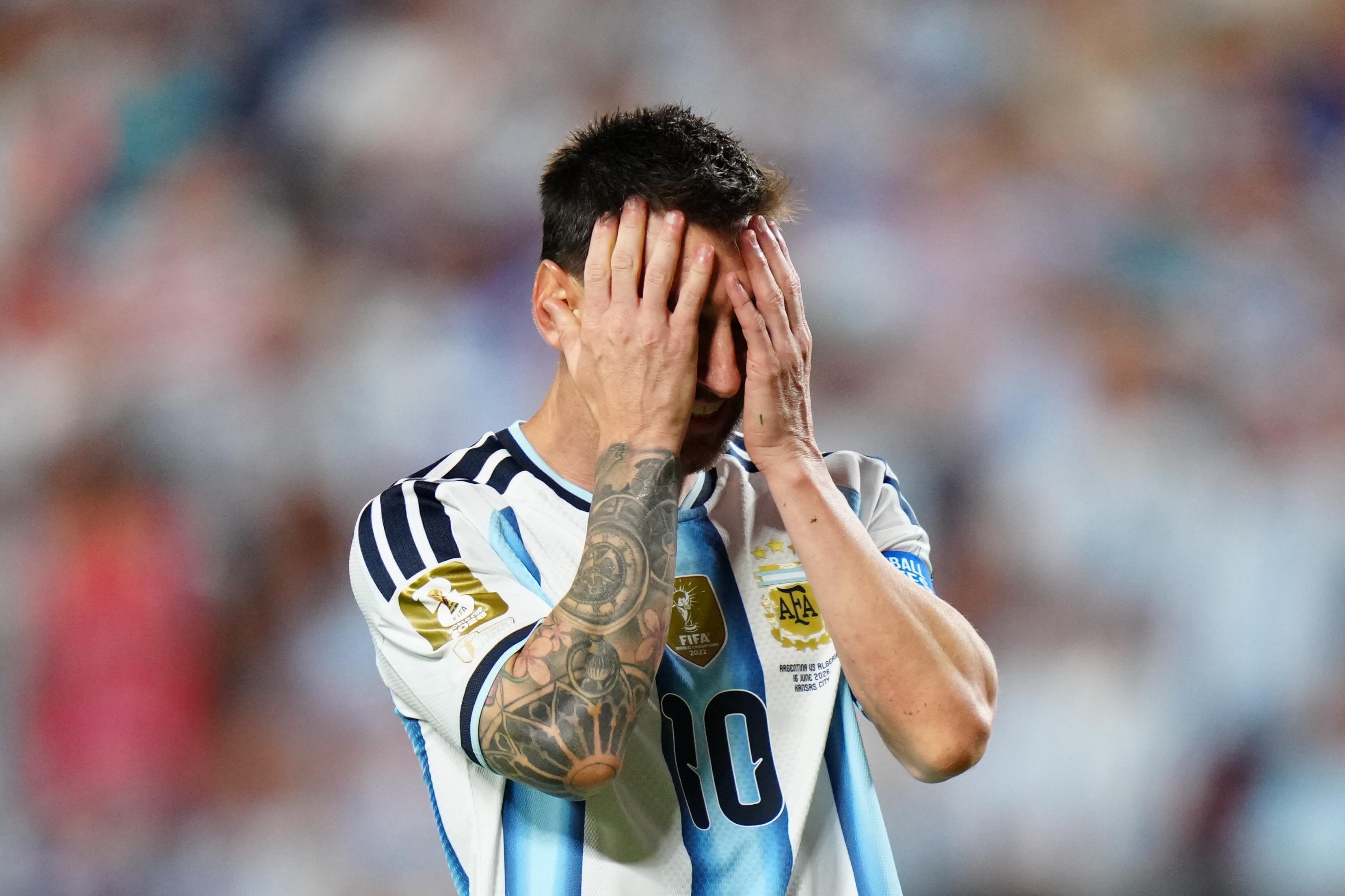 Messi’s Tears Unveiled: Father’s Health Shakes Argentina Star