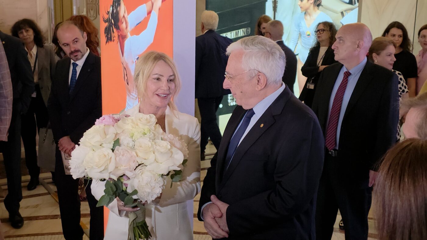 Nadia Comăneci Honored at BNR: Gold Coins & Isărescu’s Speech Steal the Show