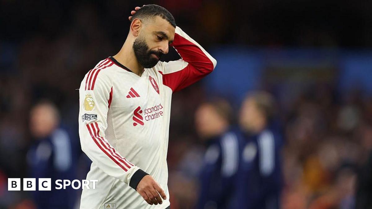 Rooney: Drop Salah for Anfield Finale