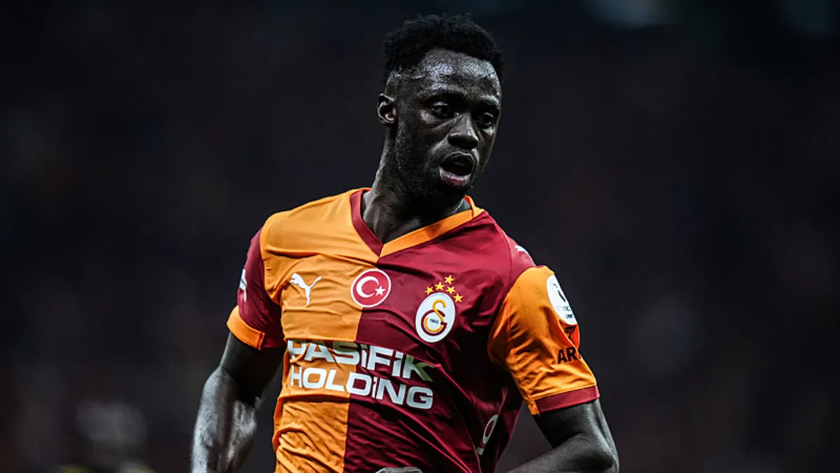 Colombian Defender Davinson Sanchez: Galatasaray's Most Aggressive Player