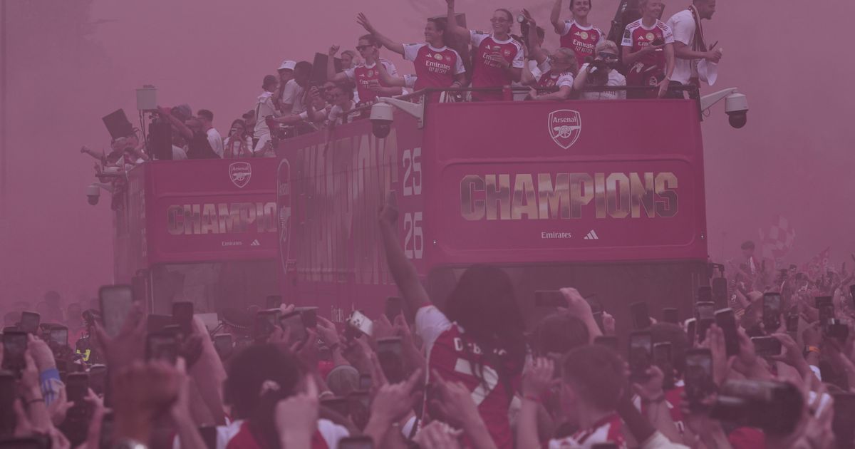 Million-Strong Mob: Arsenal's Unbeatable London Triumph