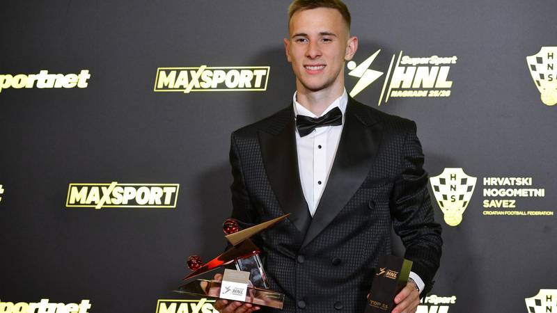 Stojkovic Rejects Millions, Eyes World Cup Glory With Dinamo