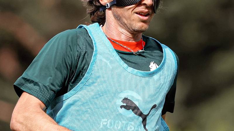Milan Announces Modrić's Return with Protective Mask