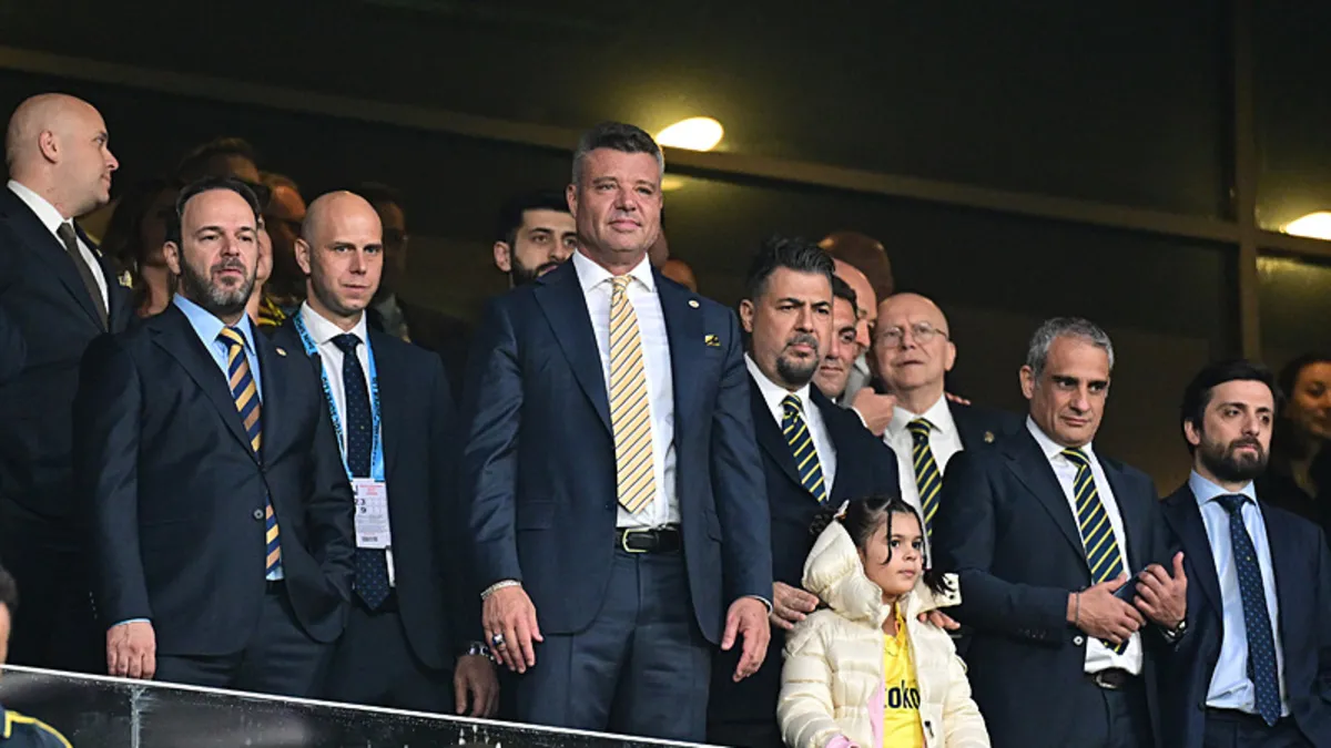 Saran's Final Roar: "I Leave With My Head High" at Fenerbahçe Congress