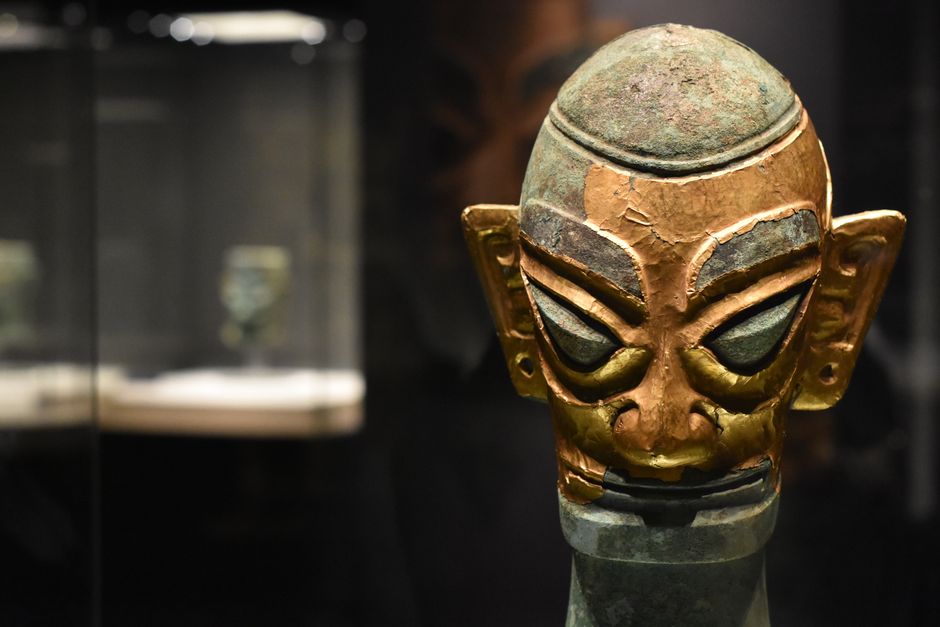 Archaeological Museum of Kazanlak gold jewelry display