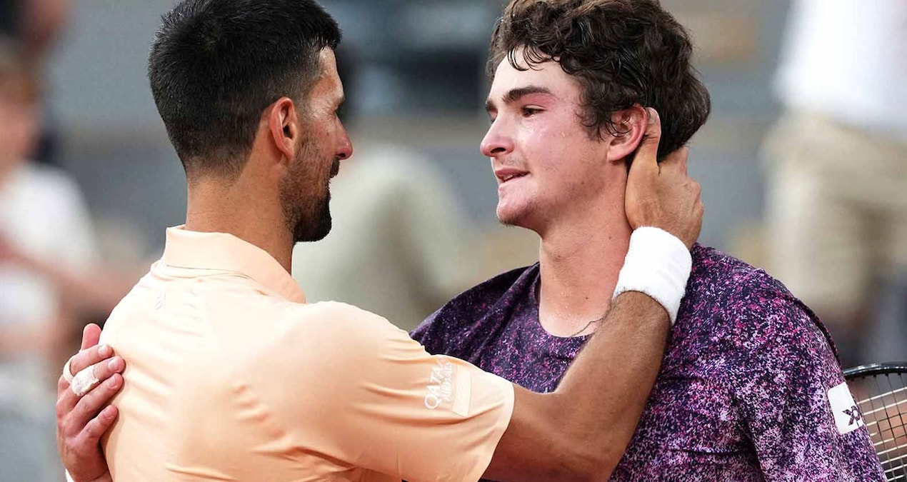 Shock in Paris: Fonseca Defeats Djokovic in Historic Comeback