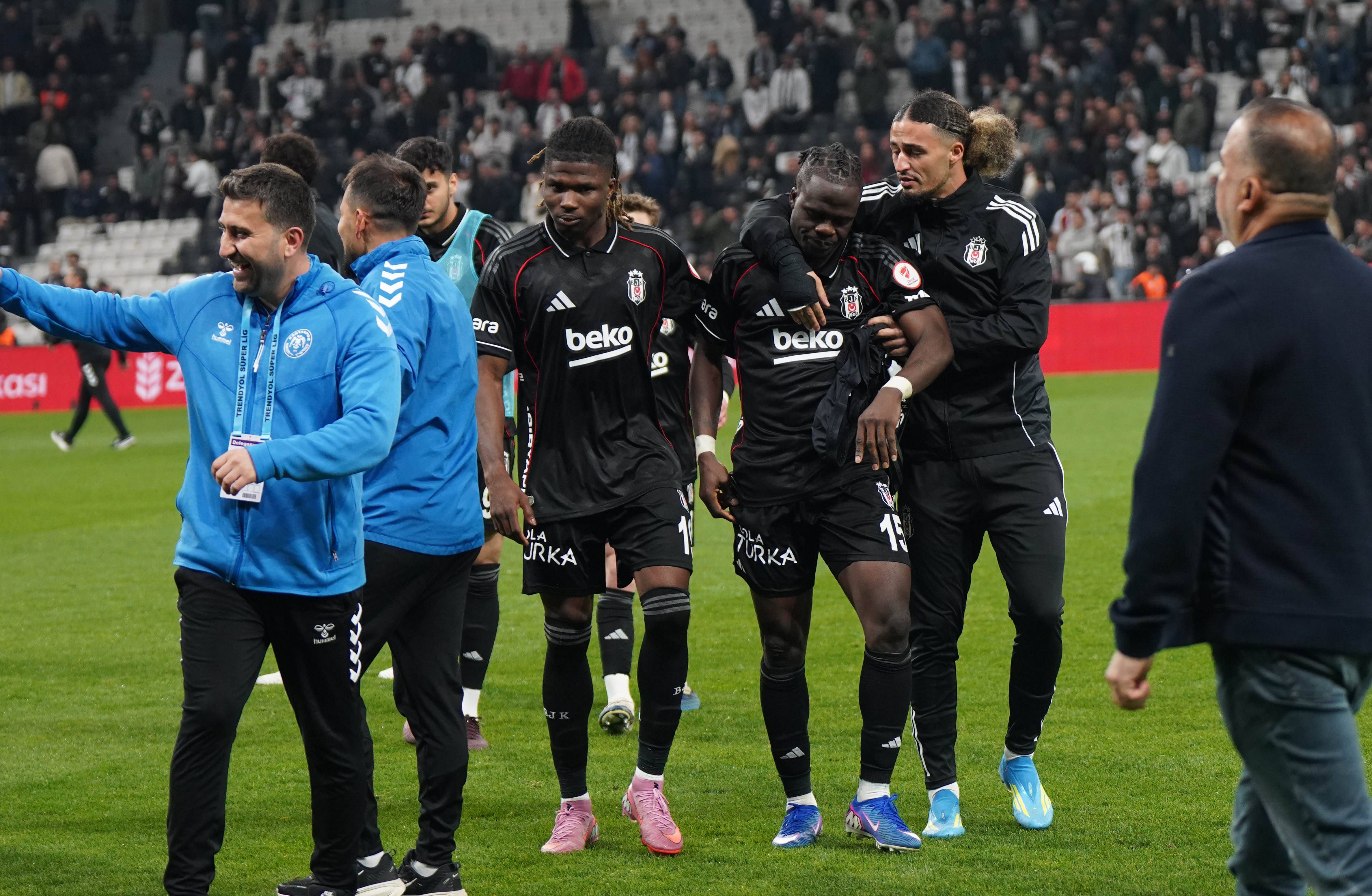 Beşiktaş Scores Late Goal for Victory