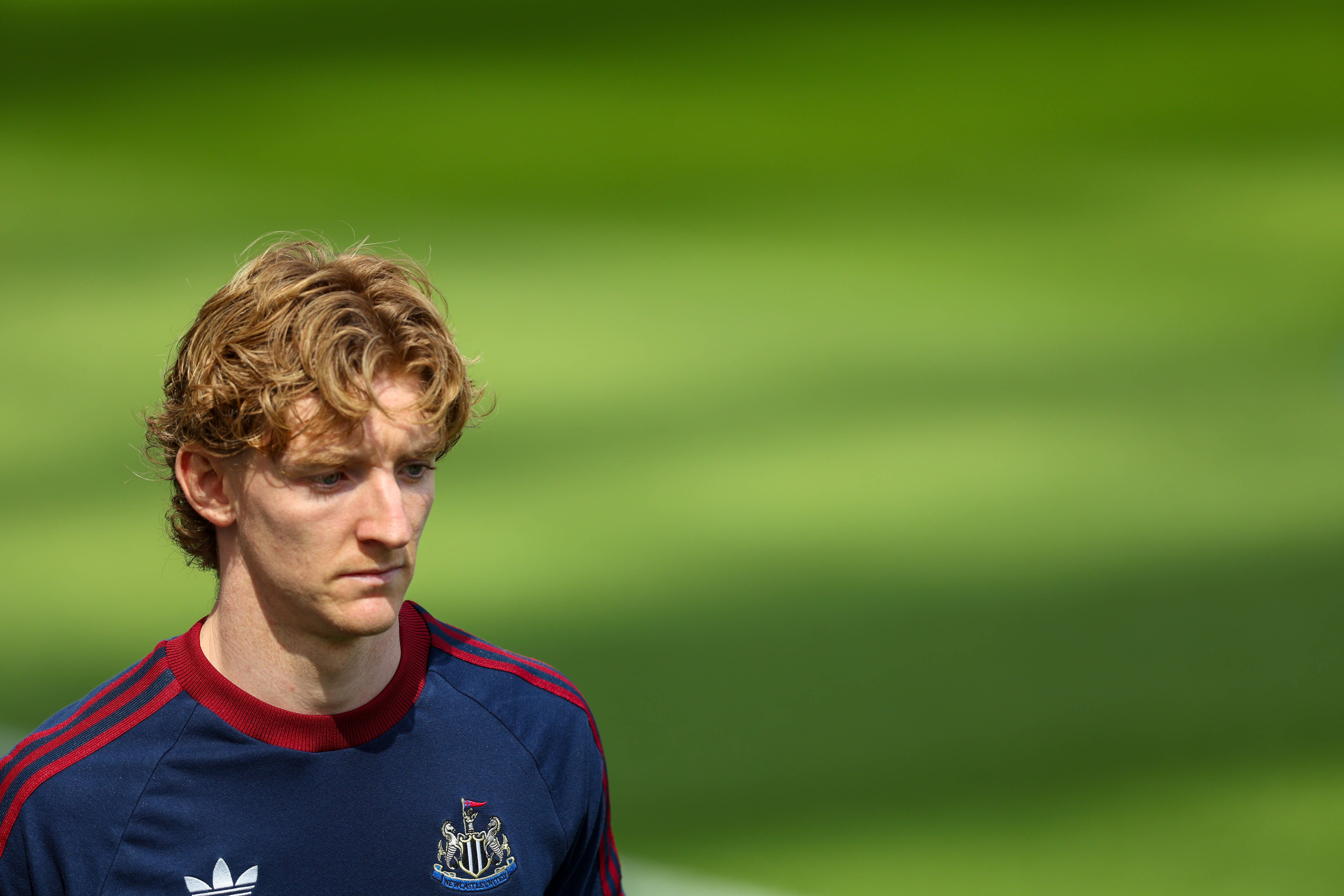 Bayern and Newcastle in Talks for Antony Gordon, But Deal Faces Serious Hurdles