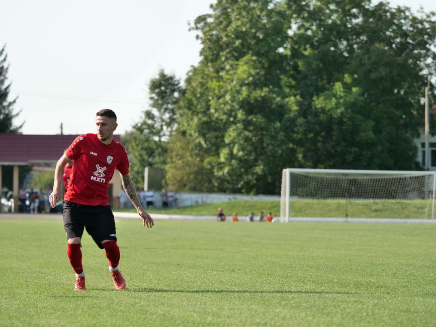 Milan Vujadinović playing for Serbia national team