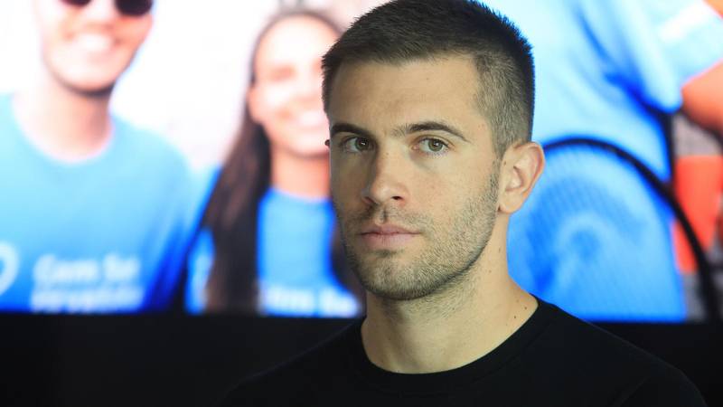 Ćorić Returns to Tennis After Shoulder Surgery