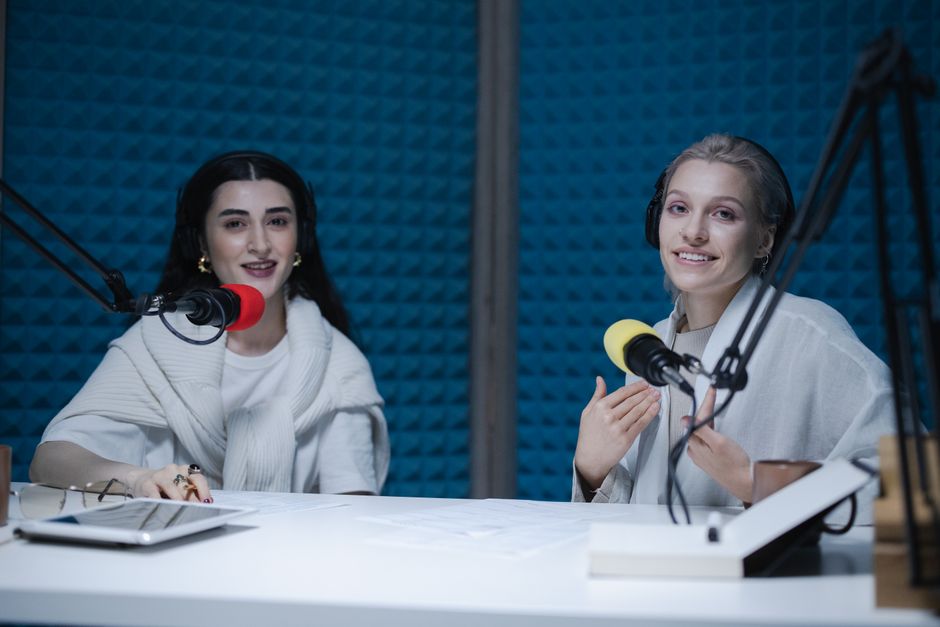 Dimitris Liagkas and Katerina Skorda Star Channel studio