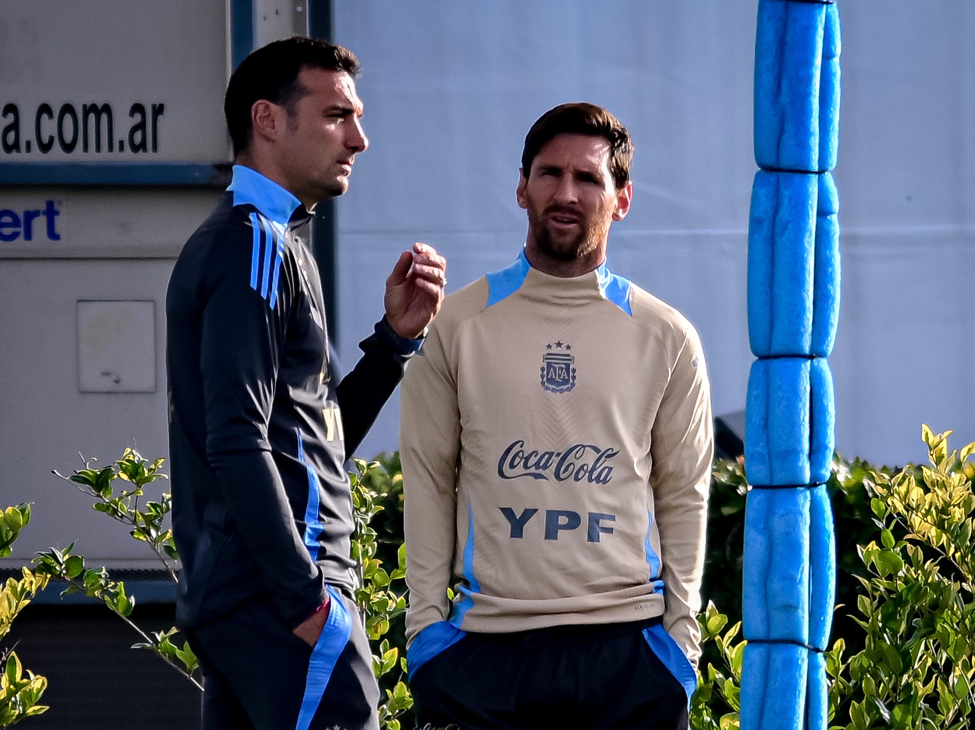 Scaloni Confirms Messi Fit & Training with Argentina Squad