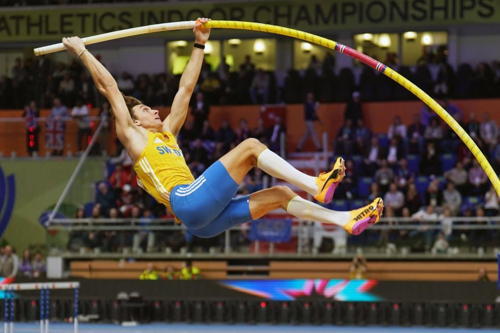 Duplantis Stumble: The Invincible Pole Vaulter Finally Falls in Stockholm