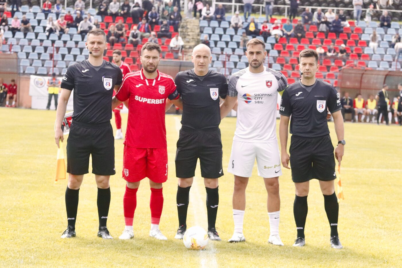 Dănciulescu Blasts Referee After CS Dinamo's Relegation