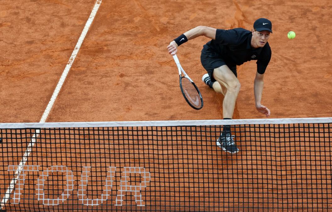 Siner's Dominance in Rome: A Solid Win with Weak Spots