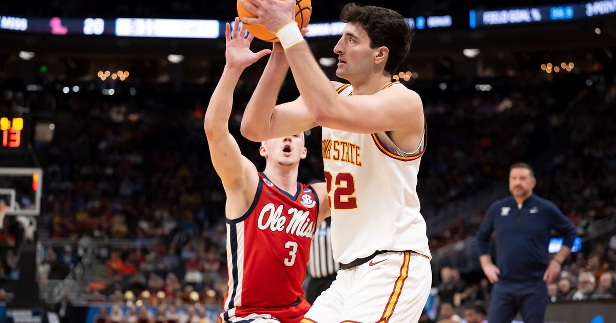 Momčilović Bows Out of 2026 NBA Draft, Returns to NCAA