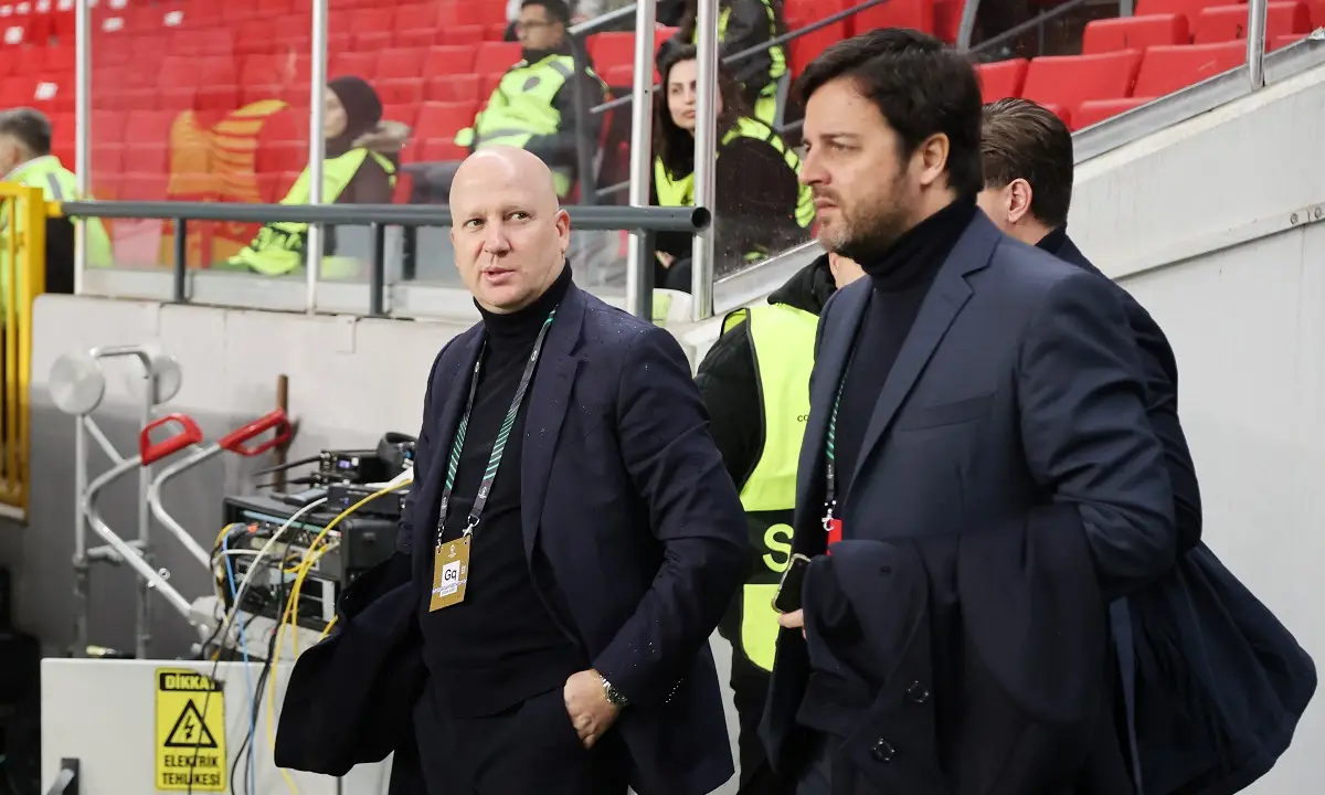 AEK: Nikolits and Management at Odds Over Player Transfer!