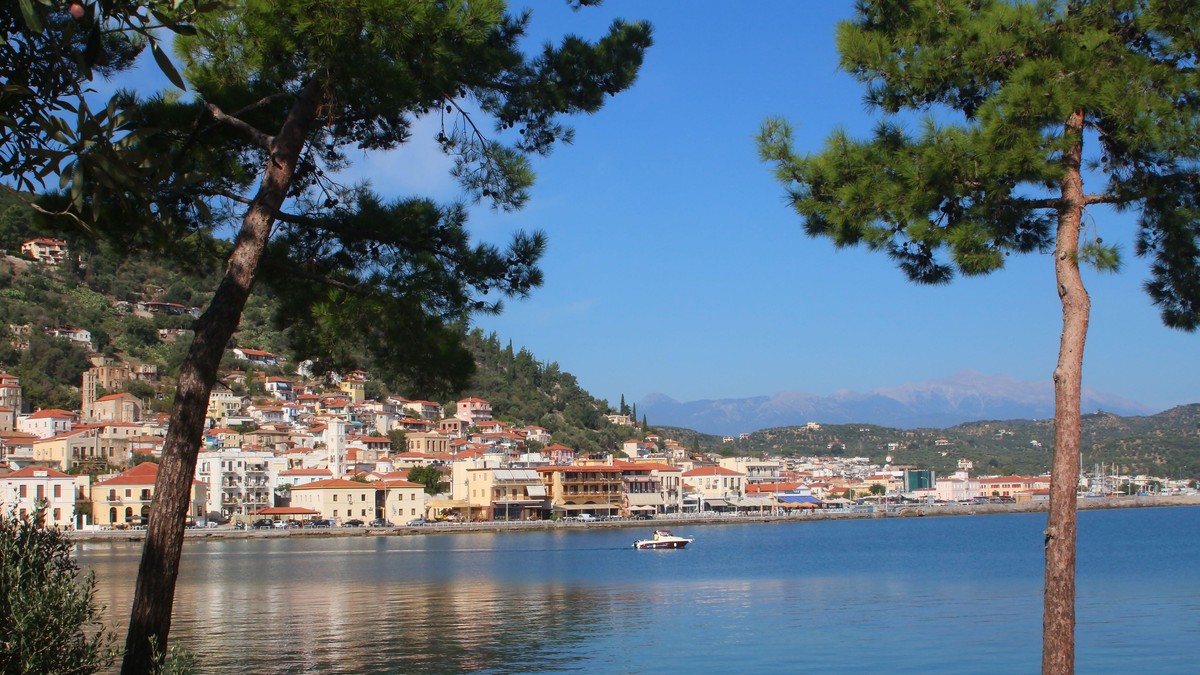 Greece 2026 Beach Costs: Sunbed Prices in Halkidiki, Thassos & More